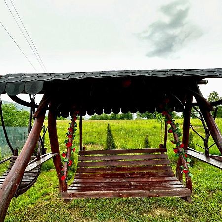 A-Frame Bucovina- Paradis Bucovinean Capu Cîmpului Kültér fotó